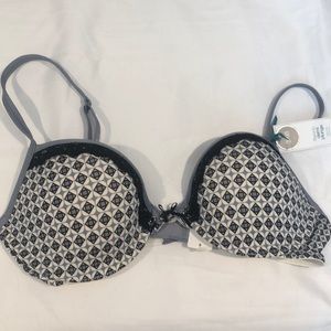 NWT 34B Gap Body Bra
